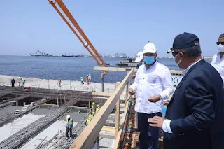 وزير النقل يتابع معدلات تنفيذ عدد من المشروعات الخدمية الجاري تنفيذها بميناء الإسكندرية