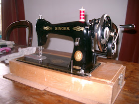 Front of Singer 15k80 after cleaning