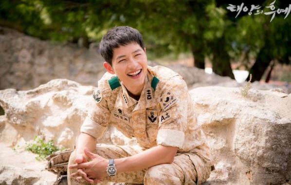  Drama Korea Hebohnya Descendant Of the Sun Look At Me