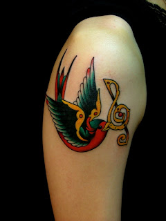 tattoos expert: Swallow Tattoos Designs and Meaning