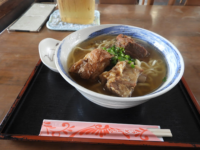 宜野湾市　いはやの　本ソーキそば