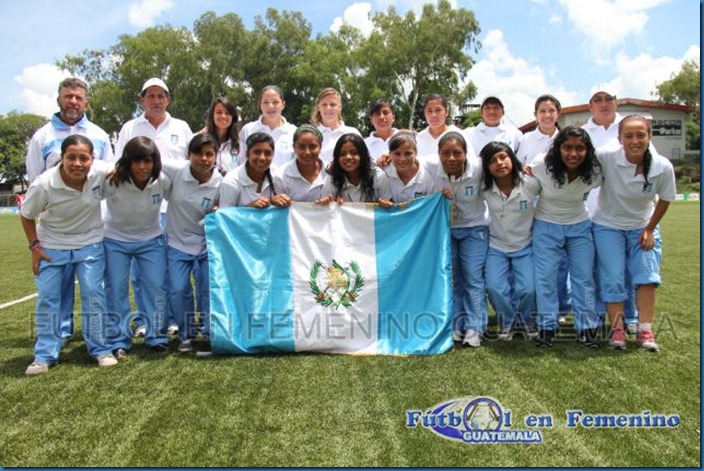 Centro de Estudios Integrados de Quetzaltenango Oro en f ¦tbol femenino (1)