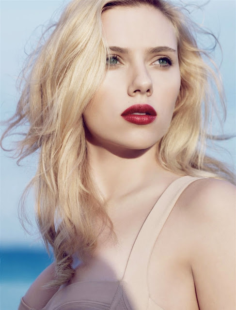 Most Popular Spicy and Hot Scarlett Johansson Wallpapers Free Download