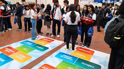 Conmemoración del Día del Idioma en la Tarde