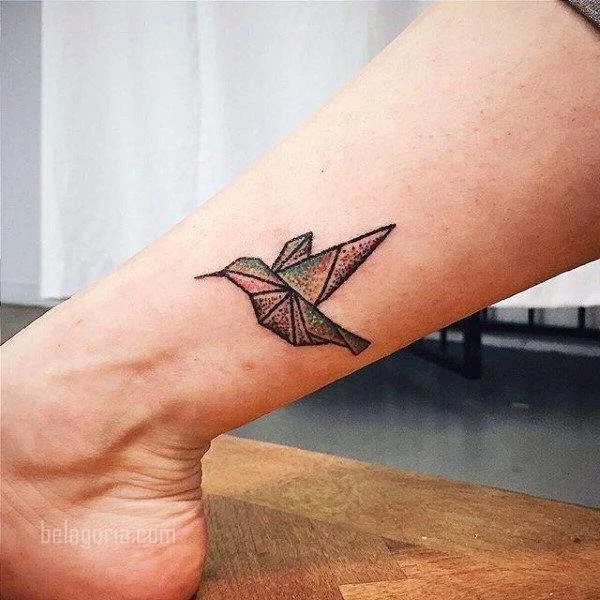 imagen del Tatuaje de un Colibrí