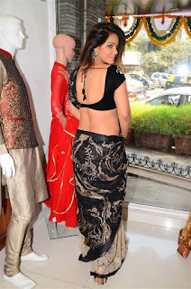 Neetu Chandra in Black Saree at Designer Sandhya Singh Store Launch Mumbai (38).jpg