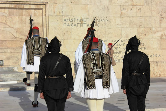 19 Μαΐου 2017 - Αλλαγή Προεδρικής φρουράς με τους Πόντιους Εύζωνες (Video)