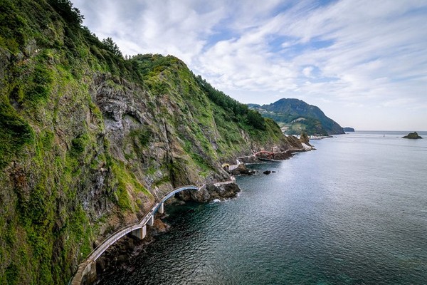 Pulau Kabaena