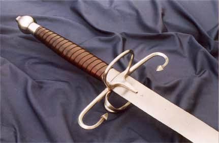 Pedang Legendaris Paling Mematikan