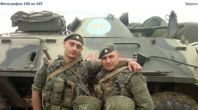 Orosz katonák üzentek NATO katonáknak: NATO katonák! Becsapnak benneteket! Tegyétek le a fegyvert! Idegen földön harcoltok!