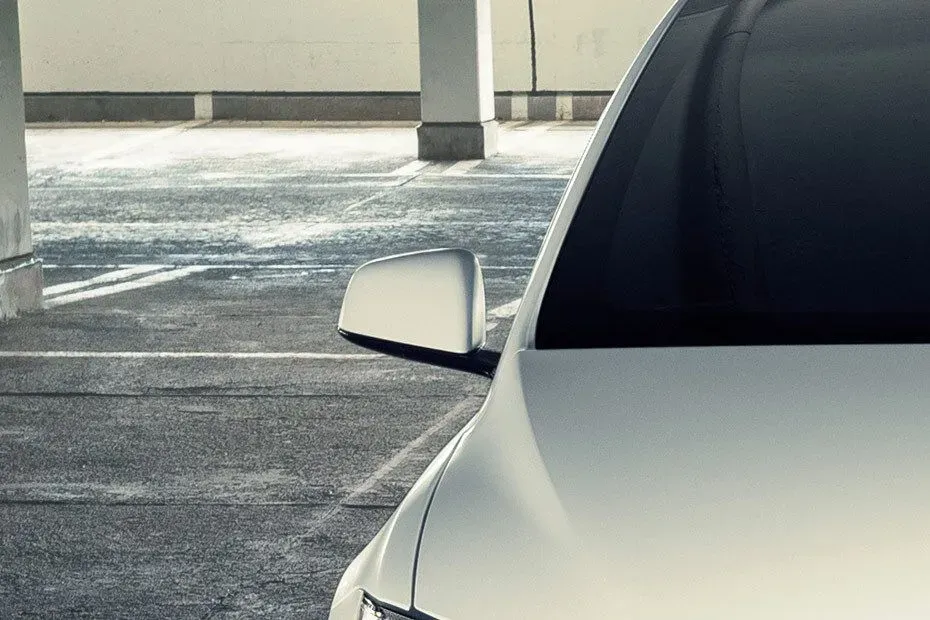 Tesla Model X, Drivers Side Mirror Front Angle