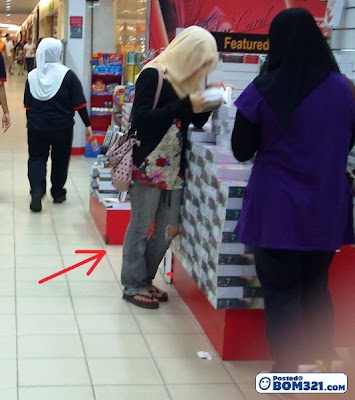 Pakai Tudung Tapi seksi