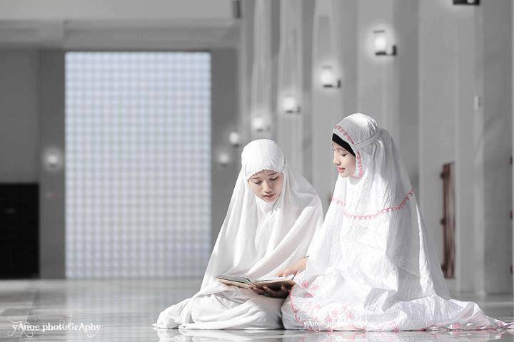 MUSLIMAH PUNYA BLOG Pakaian Wanita  MESRA SOLAT