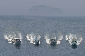 Ulleung sightseeing boats