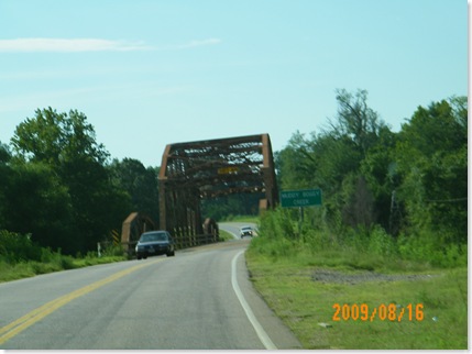 Muddy Boggy Creek bridge