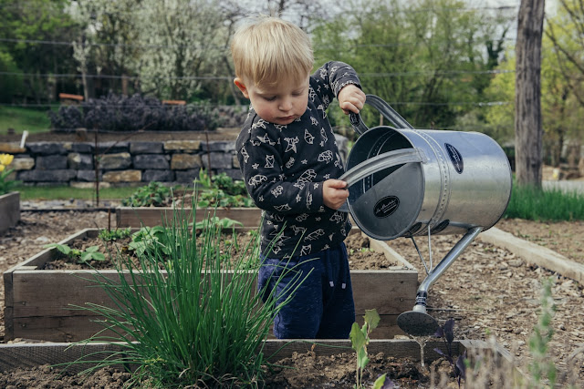 child gardening