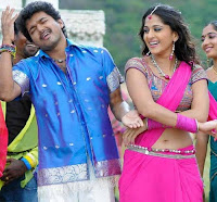 Vettaikaran, Vettaikaran anushka, Vettaikaran Anushka navel, Vettaikaran Anushka stills, 