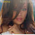 Encarte: Rihanna - A Girl Like Me