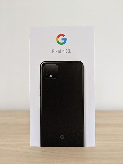 Packaging of a Google Pixel 4 XL phone