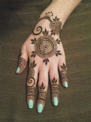 Best Simple And Easy Mehendi Design