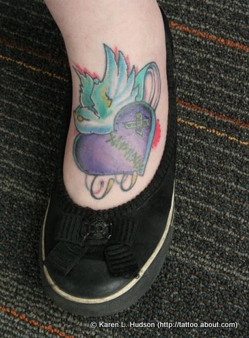 Top Foot Heart Tattoos Picture 9