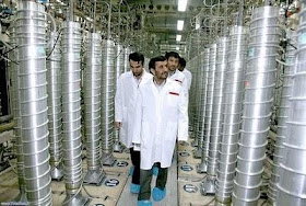 Ahmadinejad tours nuclear plant