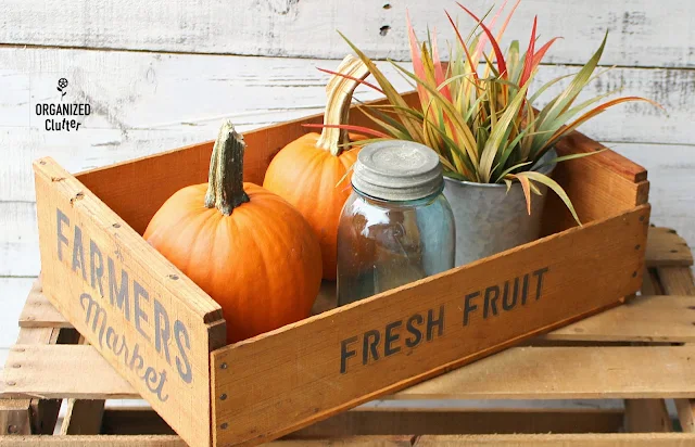 A Vintage Stenciled Fruit Crate Fall Vignette #stencil #fall #containervignette #cratevignette #vintage