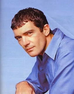 Antonio Banderas new haircut hair styles for 2011