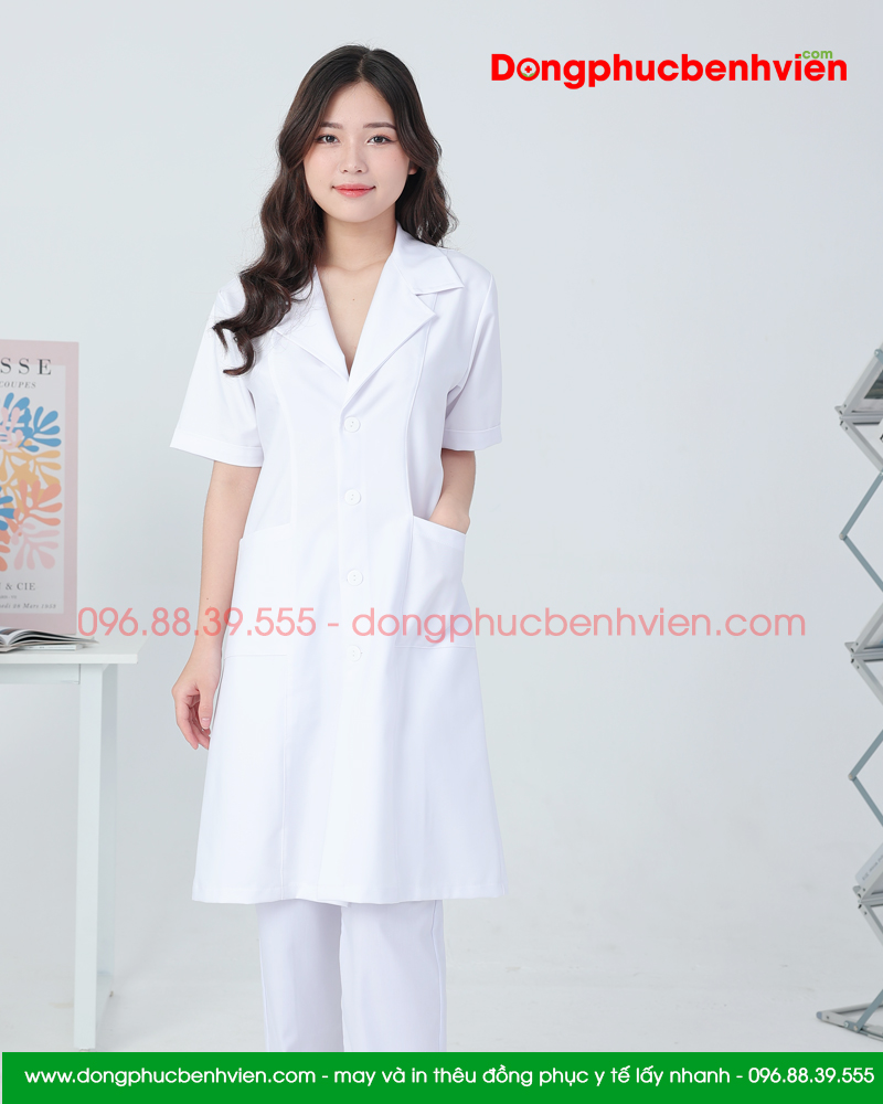 Áo blouse trắng nam - nữ cao cấp chuẩn form - Áo blu cộc tay, dáng dài cho bác sĩ, thẩm mỹ viện