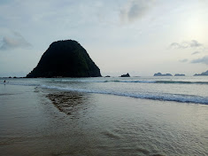 Pulau Pantai Merah