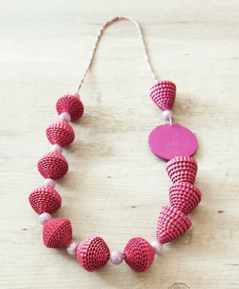 fuchsia crimped paper and ceramic bead necklace