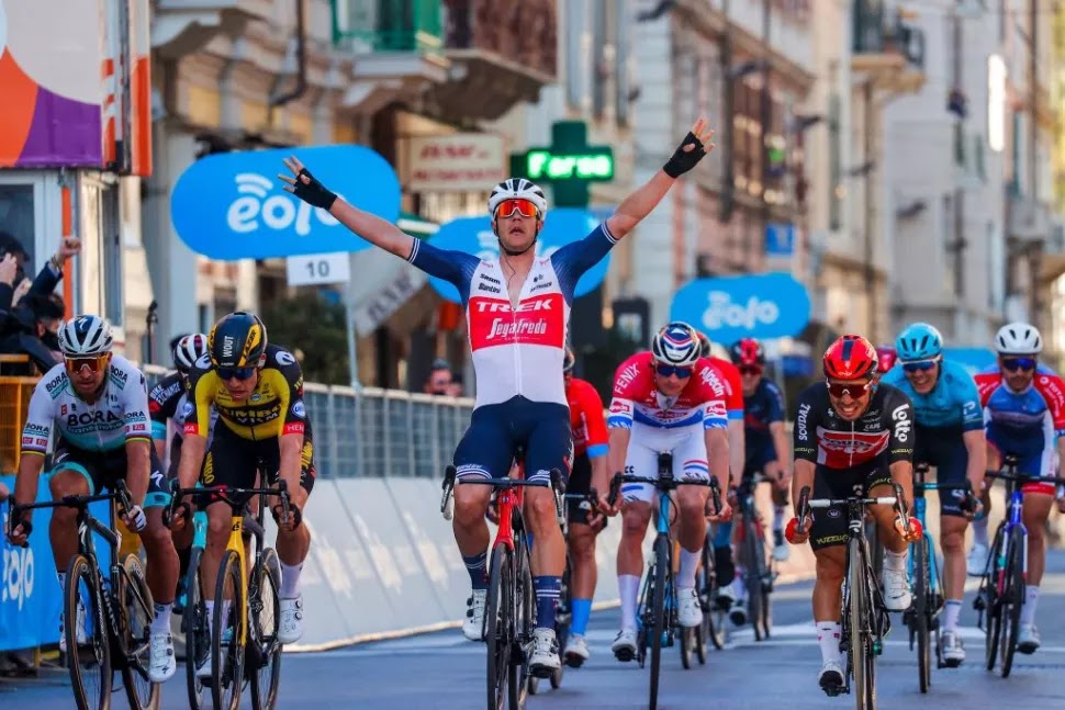 Milano-Sanremo  2021 - Jasper Stuyven vence de forma incrível o primeiro monumento da carreira