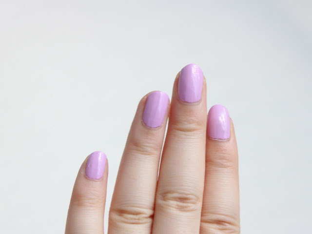 L'Oreal Paris Nail Polish Lacey Lilac Swatches