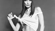 Bella Hadid Age 2015