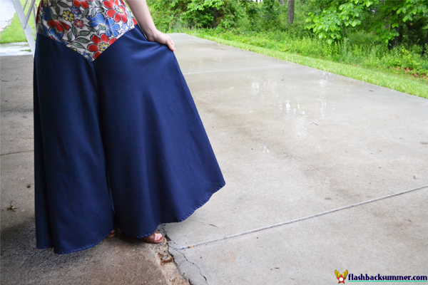 Flashback Summer - 1930s beach pajamas, Wearing History Lounging at the Lido pattern