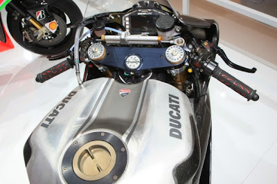 Ducati 1199 Panigale Rs13 (2013) [ www.BlogApaAja.com ]