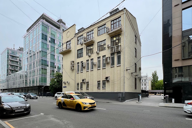 1-я Брестская улица, Московско-Смоленский региональный центр связи РЖД (здание построено в 1928 году)