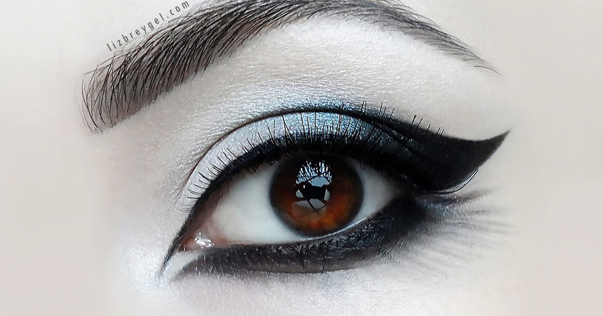 How to Create a Stunning Goth Eye Look?
