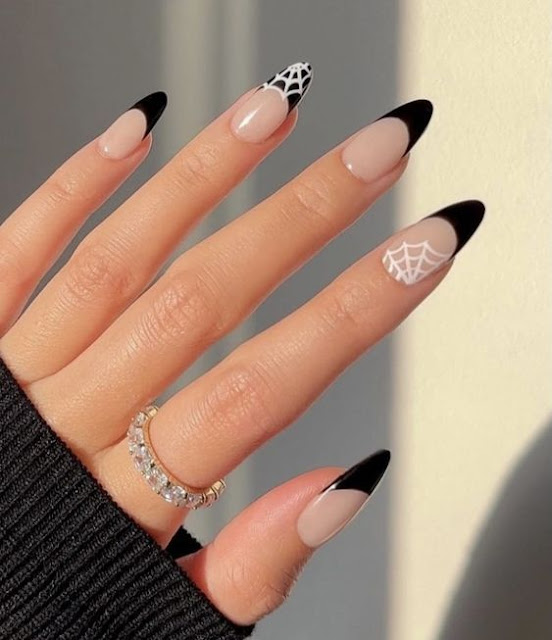 Gold and black nail color