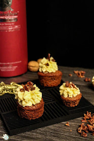 Ahornsirup-Walnuss-Speck-Whisky-Cupcakes