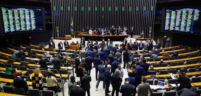 Câmara dos Deputados aprova texto-base da reforma tributária em 1º turno