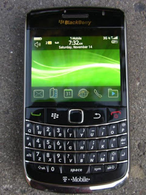 T-Mobile BlackBerry Bold 9700 First Look