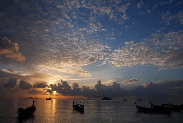 Koh Lipe Sunrise Beach