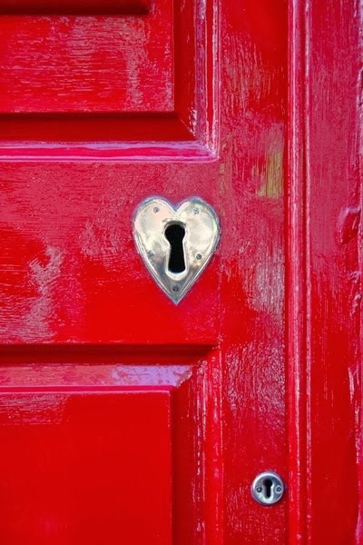  Red door