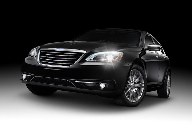 [2011 Chrysler 200 Wallpaper]
