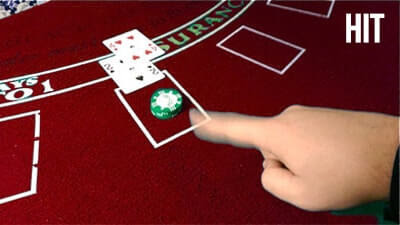 Hit pada permaianan Blackjack Agen Casino Online: