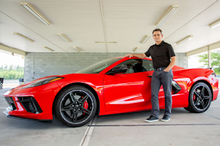 Jeff Gordon's “#CorvetteForACure” Helps Kids Beat Cancer #NASCAR