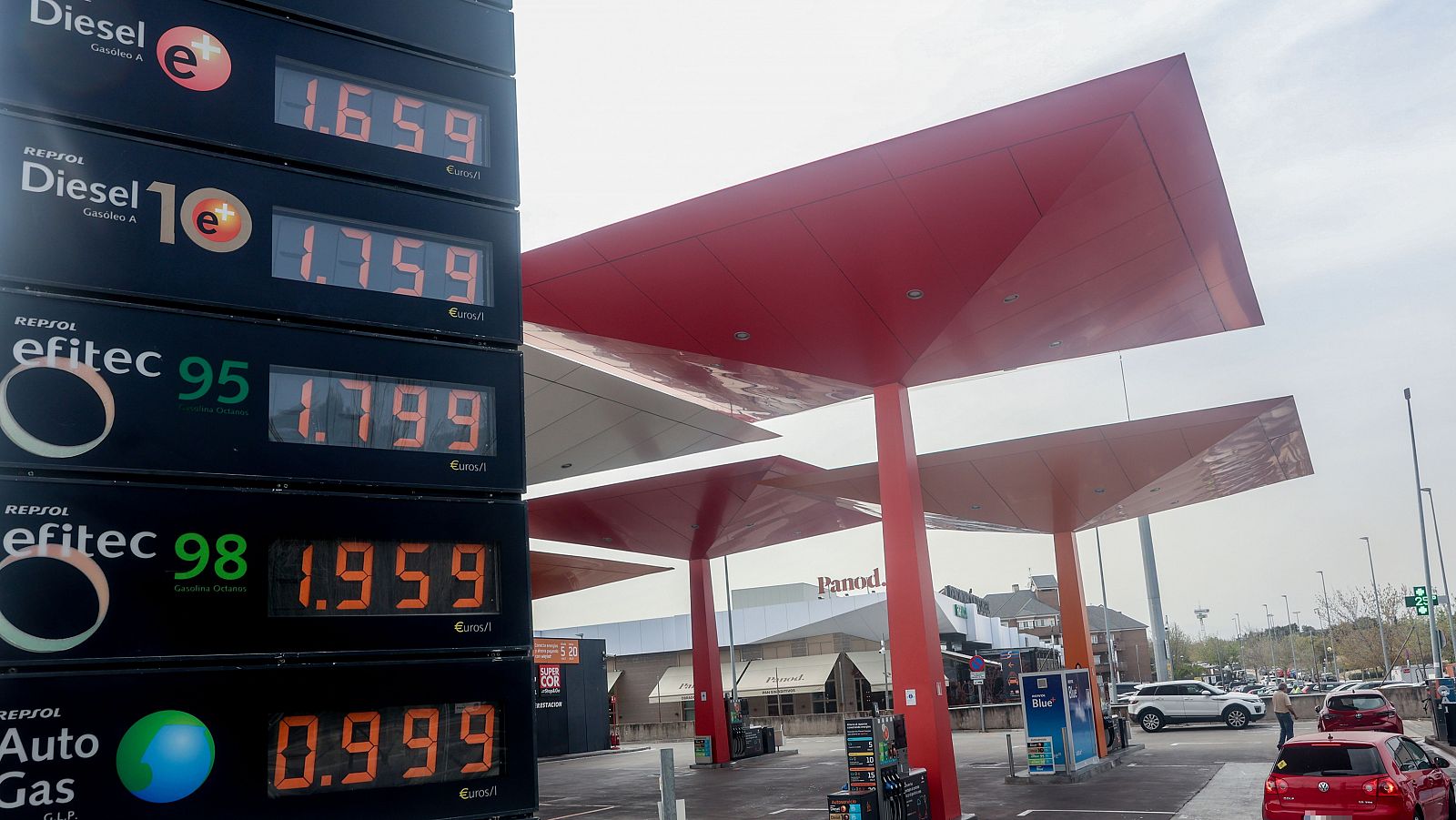 La gasolina en España sube por décima semana consecutiva