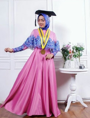 model kebaya wisuda muslim terbaru