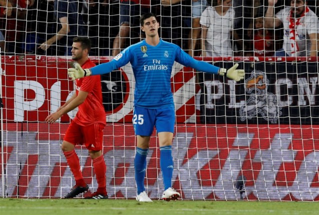 Kebobolan Tiga Gol, Thibaut Courtois Sebut Madrid Memang Kesulitan